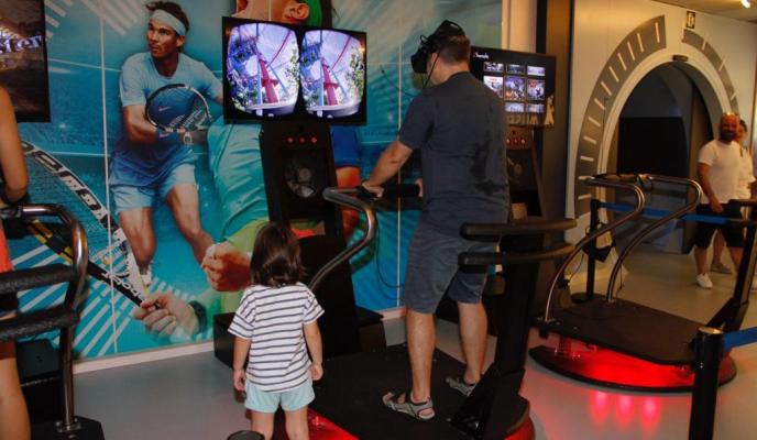 Palma Especiales visita suscriptores instalaciones Rafa Nadal Experie