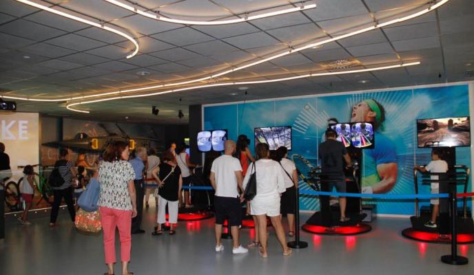 Palma Especiales visita suscriptores instalaciones Rafa Nadal Experie