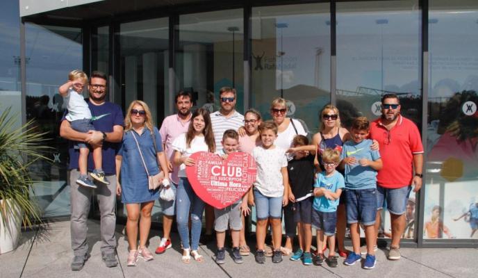 Palma Especiales visita suscriptores instalaciones Rafa Nadal Experie