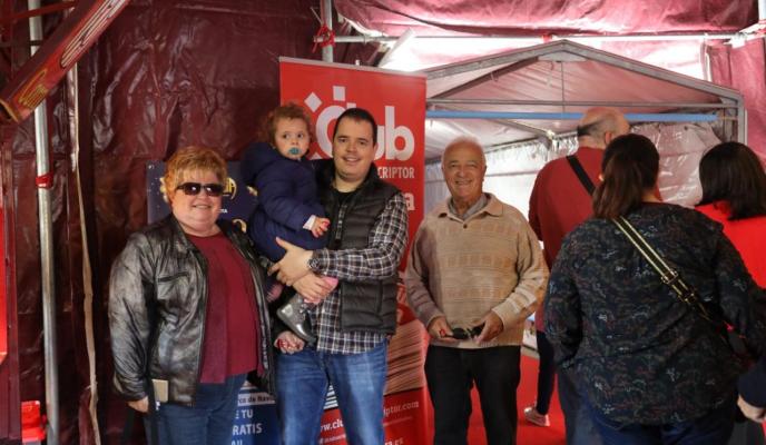 20191214121659_IMG_5079CIRCO ALEGRÍA SUSCRIPTOR UH LAURA BECERRA.jpg