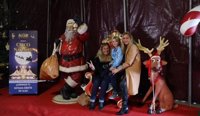 20191214122936_IMG_5116CIRCO ALEGRÍA SUSCRIPTOR UH LAURA BECERRA.jpg