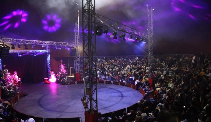 20191214125934_IMG_5148CIRCO ALEGRÍA SUSCRIPTOR UH LAURA BECERRA.jpg