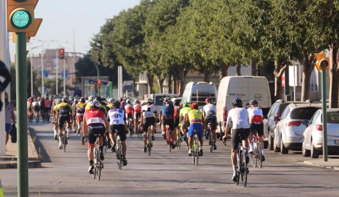 IV VUELTA CICLOTURISTICA SUZUKI TECNICARS LAURA BECERRA _01.jpg