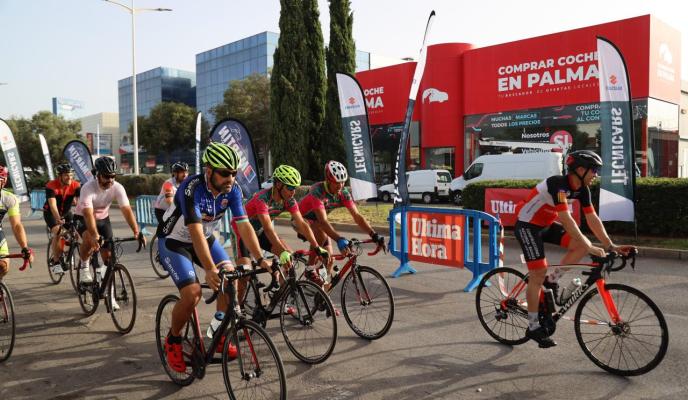 CARRERA BICIS SUZUKI TECNICARS VIA ASIMA LAURA BECERRA02.jpg