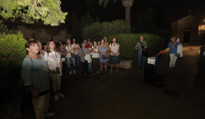 JMR club suscriptor visita cementerio foto morey _14.jpg