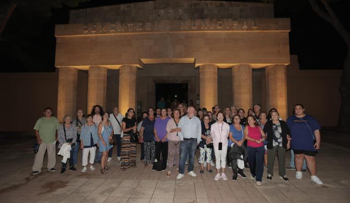 JMR club suscriptor visita cementerio foto morey _19.jpg