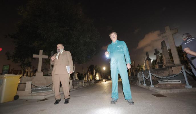 JMR club suscriptor visita cementerio foto morey _11.jpg