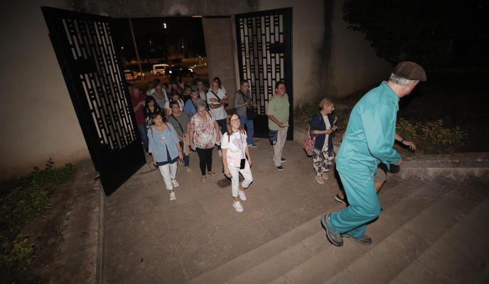 JMR club suscriptor visita cementerio foto morey _13.jpg