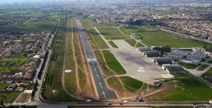 Visita guiada al aeródromo de Son Bonet