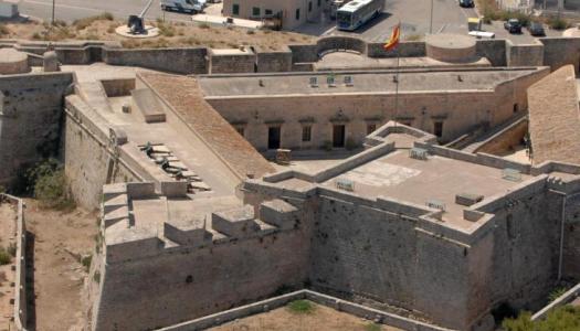 Una vuelta por el Castillo de San Carlos